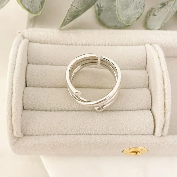 925 Sterling Silver Criss Cross Ring Chunky Ring Geometric Ring Twist Ring - Picture 6 of 9